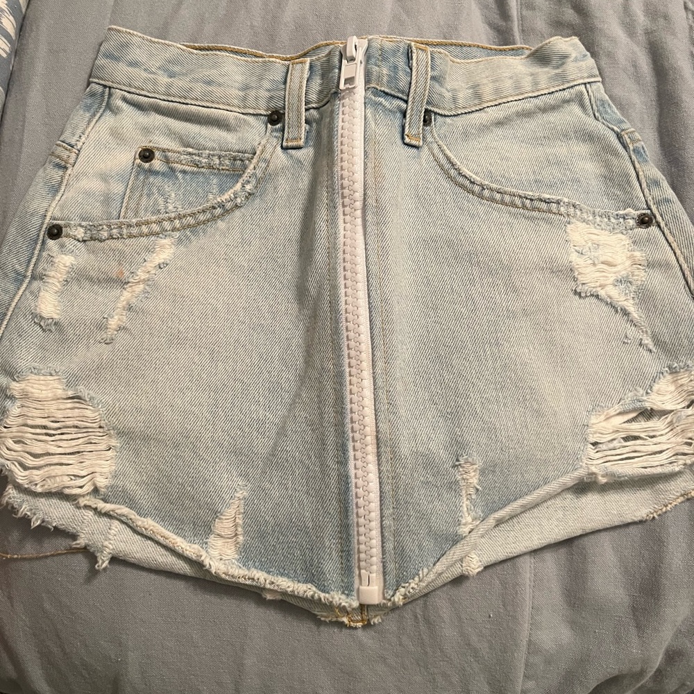 Carmar jean skirt size 25